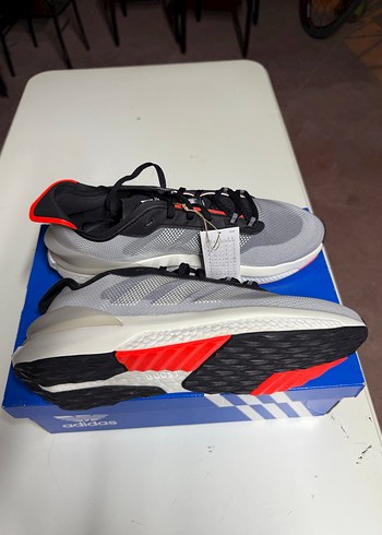 Adidas Gri Erkek Spor Ayakkabı // Adidas avryn 46.5 numara - Görsel 2