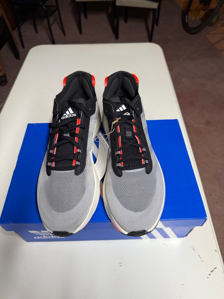 Adidas Gri Erkek Spor Ayakkabı // Adidas avryn 46.5 numara - Görsel 3