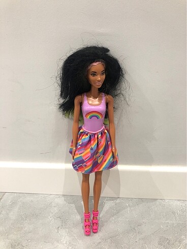 Barbie bebek