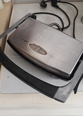 Tost makinası
