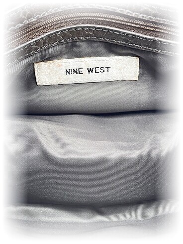 Beden Nine West Çapraz Çanta %70 İndirimli.