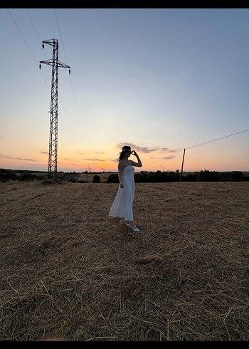 Beyaz Uzun Straplez Elbise - Görsel 2