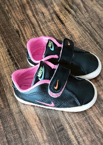 19 Beden pembe Renk Nike Kız Çocuk Siyah-Pembe Sneakers