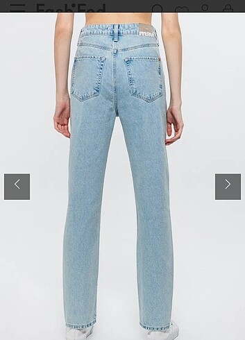 Mavi Yırtık Detaylı Mom Jean - Görsel 2