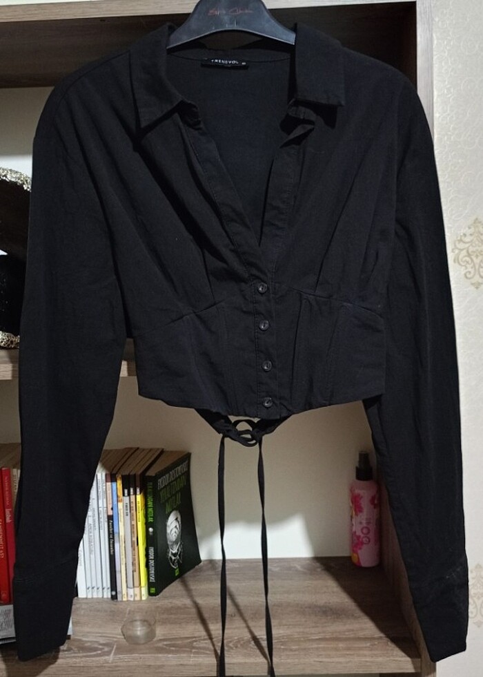 Crop Astarlı Korse Detaylı Dokuma Poplin Gömlek - Görsel 4