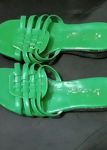 Yeşil Parlak Dolgu Topuklu Kadın Terlik - Görsel 2