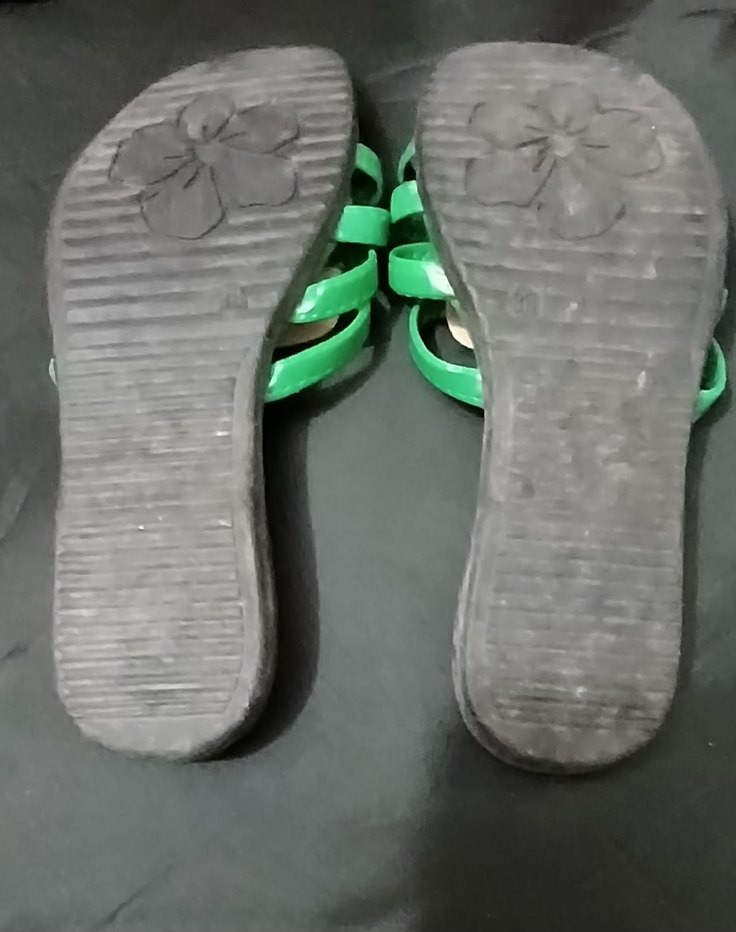 Yeşil Parlak Dolgu Topuklu Kadın Terlik - Görsel 3