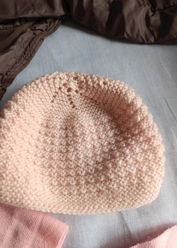 Pembe Nakışlı Örgü Çocuk Bere ve Atkı Seti - Görsel 4