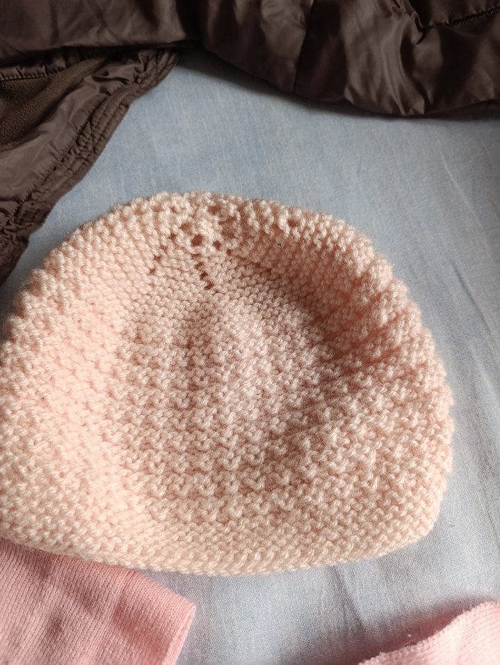 Pembe Nakışlı Örgü Çocuk Bere ve Atkı Seti - Görsel 4