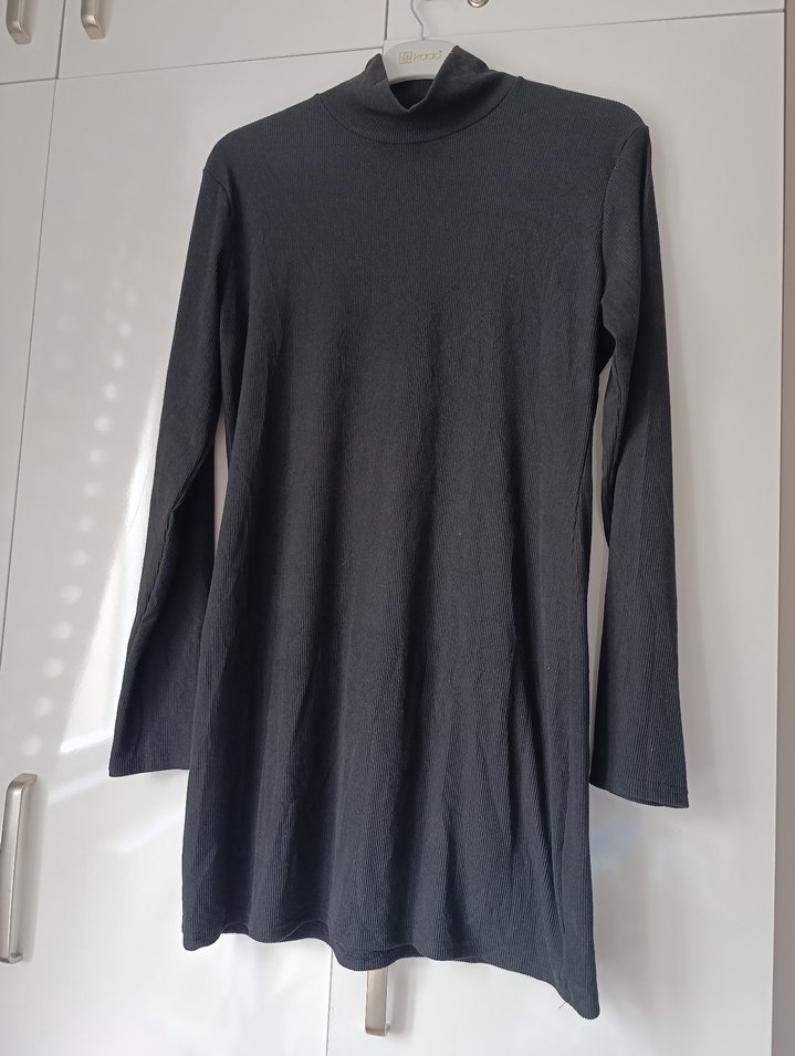 Yüksek Yaka Siyah Uzun Kollu likralı Elbise - Görsel 2