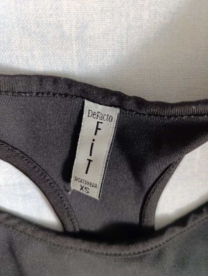 Siyah Yüksek Yakalı Atlet Crop Top - Görsel 5