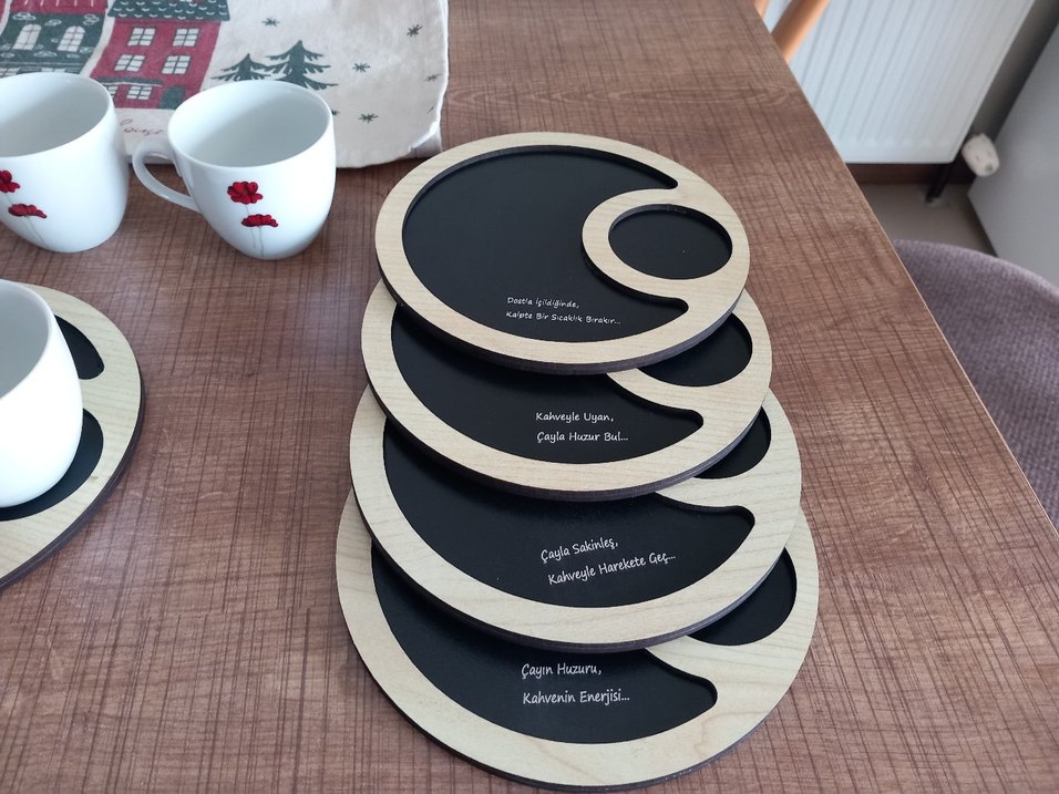 Beyaz Çiçek Desenli Porselen Fincan ve Bardak Seti - Görsel 5