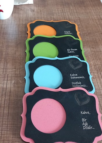 Kırmızı Çiçek Desenli Kahve Fincanı - Görsel 6