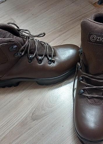 Erkek bot - Görsel 4