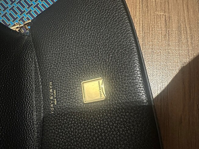 Beden Tory Burch Britten