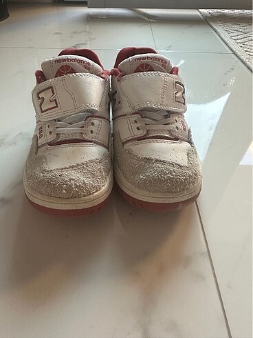 29 Beden beyaz Renk New Balance 550