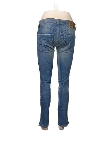 27 Beden Diesel Jean / Kot %70 İndirimli.