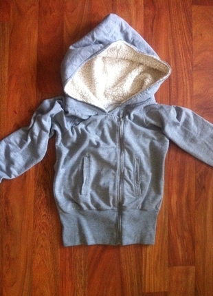 Kapşonlu Sweatshirt