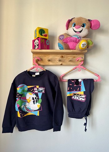 Zara Mickey Mouse Baskılı Sweatshirt ve Eşofman