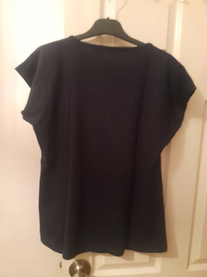 Siyah Baskılı Kadın T-shirt - Görsel 3