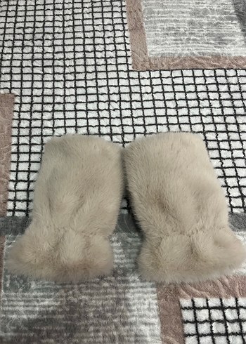 Bej Kadın Suni Kürk Eldiven - Görsel 2