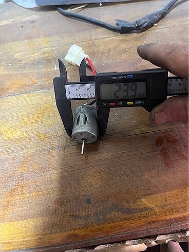 12v akülü araba direksiyon motoru