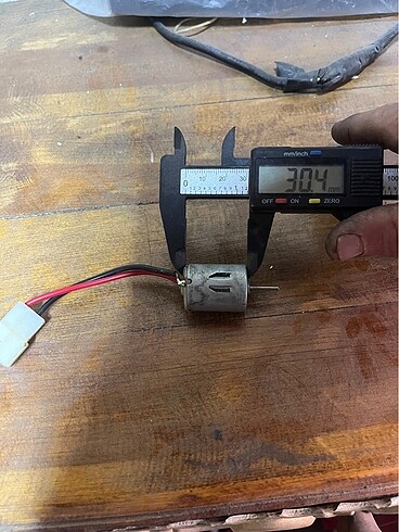 Beden 12v akülü araba direksiyon motoru
