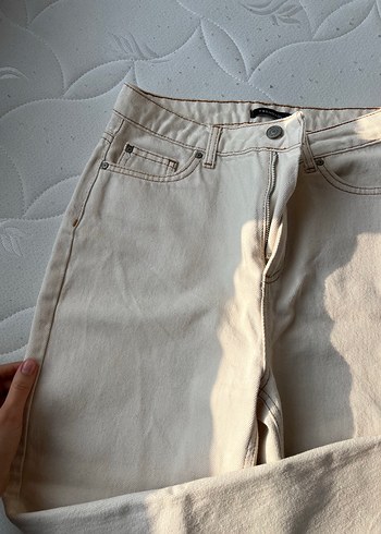 TrendYol Bej Düğmeli Kadın Kot Pantolon - Görsel 3