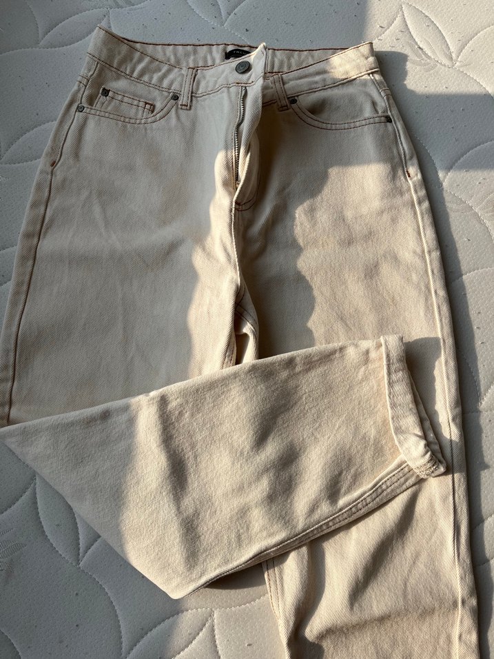 TrendYol Bej Düğmeli Kadın Kot Pantolon - Görsel 2