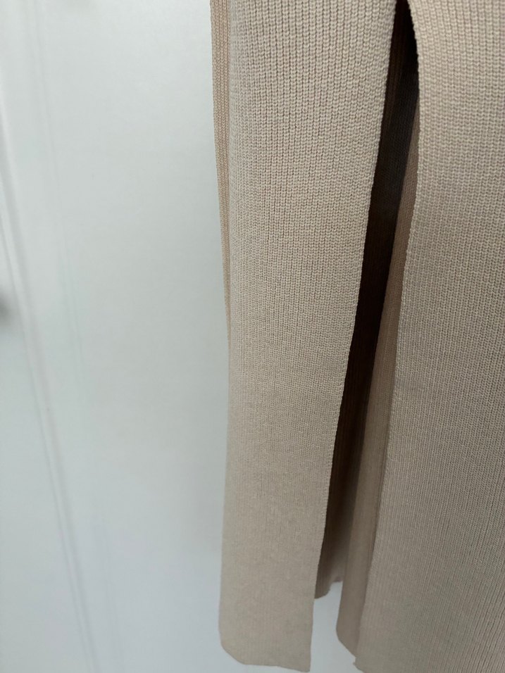 Bej Uzun Düz Kesim Kadın Etek - Görsel 3