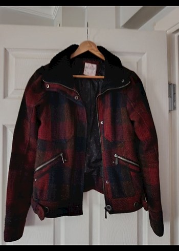 Bershka Bordo Kadın Yün Ceket, Kürklü, Uzun Kollu