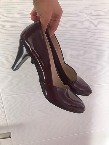 Rugan bordo stiletto
