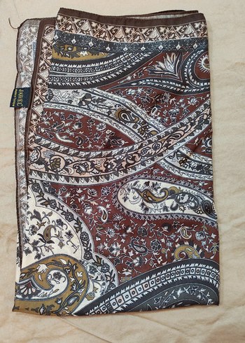 İpek Görünümlü Şal - Görsel 5