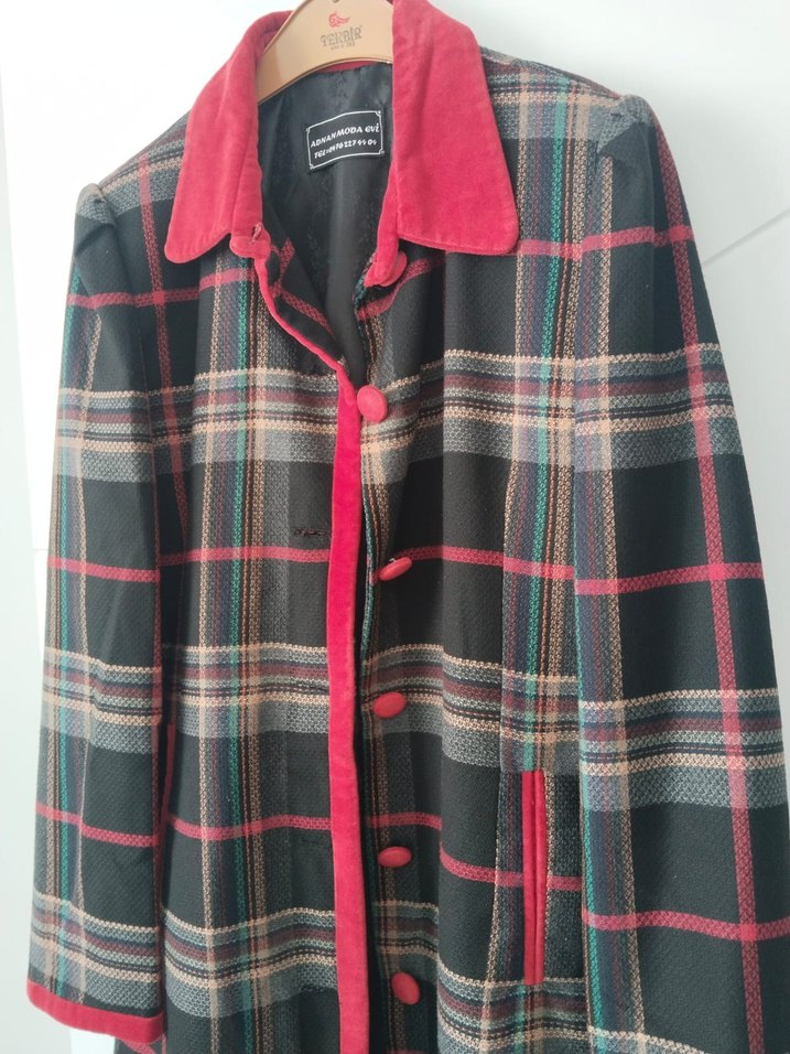 Düğmeli Uzun Ekose Kadın Kaban - Görsel 2