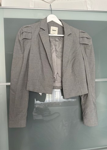 Kopçalı Kısa Kesim Gri Kadın Blazer