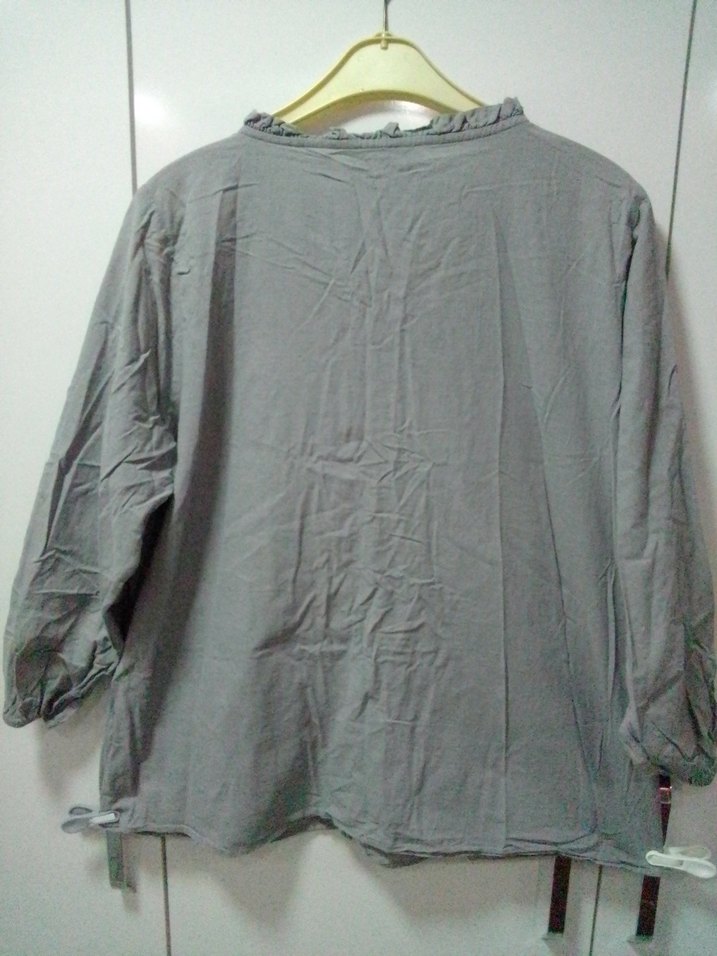 HÂKİ YEŞİL LCWAİKİKİ 50 BDN çiçek Nakışlı işlemeli keten Bluz - Görsel 4