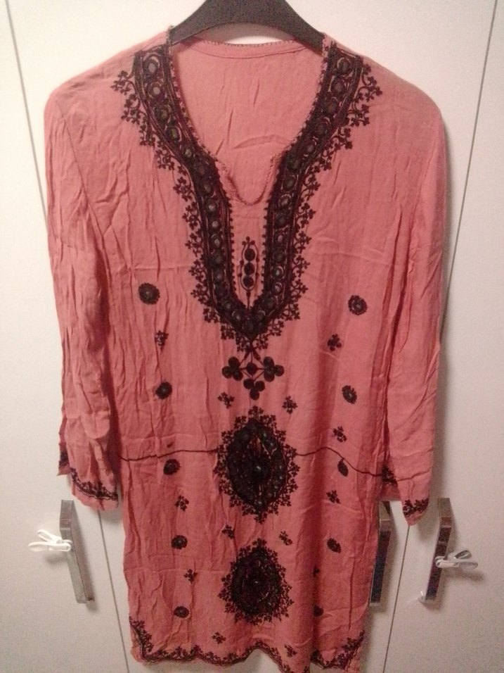 Uzun Kollu İşlemeli Boncuklu, Narçiçeği renk Bohem Tunik Elbise - Görsel 4