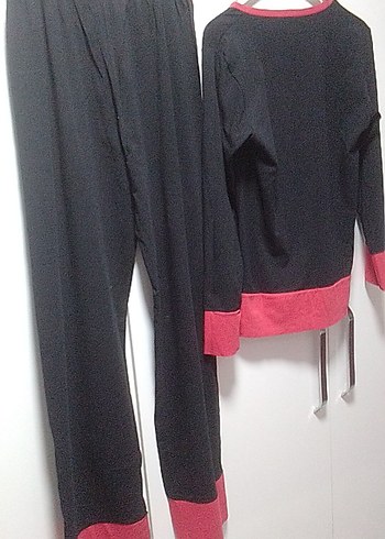 MODY MARKA M BDN UZUN KOLLUSiyah Kırmızı Baskılı Kadın PijamaTak - Görsel 7