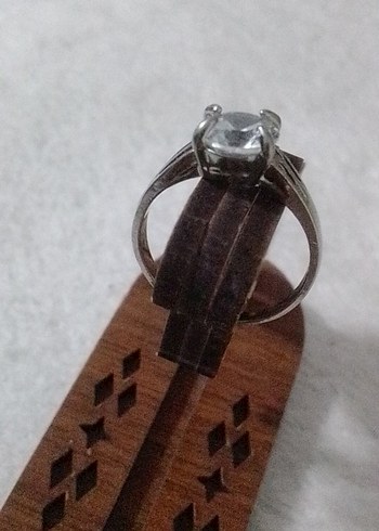 ZİRKONYUM TAŞLI TEKTAŞ ÇELİK YÜZÜK, SIFIR ÜRÜN, HİÇ KULLANILMADI - Görsel 8