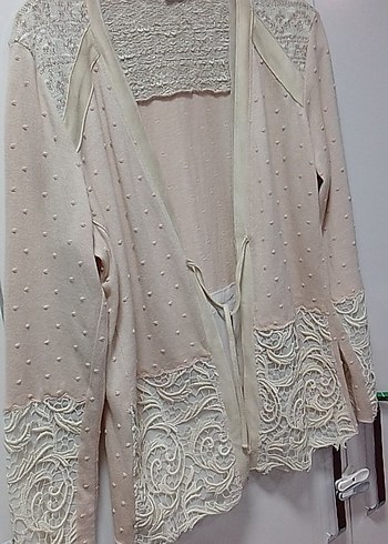 PUDRA TRİKO ÖRGÜ VE KREM DANTEL İŞLEMELİ YURTDIŞI CEKETSIFIR M/L - Görsel 5