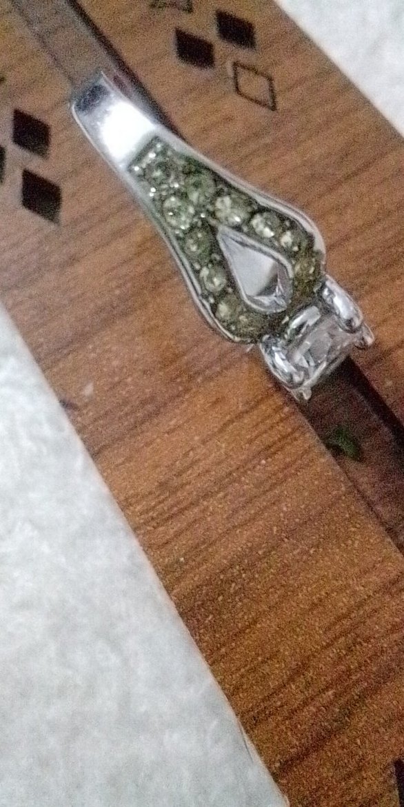 ZİRKON TEK TAŞ VE YANLARINDA MARKAZİT TAŞ KAPLAMA VE 19 ÖLÇÜDE - Görsel 4