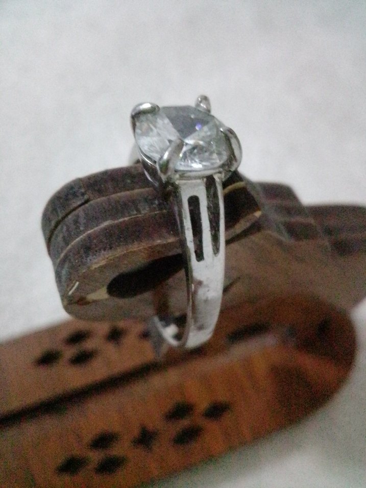 ZİRKONYUM TAŞLI TEKTAŞ ÇELİK YÜZÜK SIFIR ÜRÜN 20/21 ÖLÇÜMÜ - Görsel 3