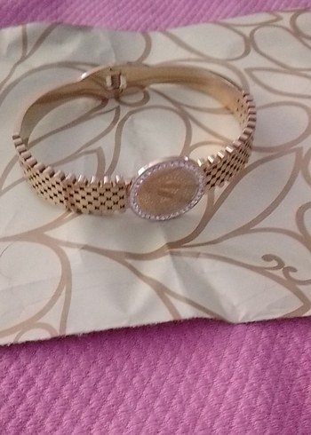 SARI ÇELİK KAPLAMA YAYLI AÇILIP KAPANMA ÇEĞREK ALTIN MODELİ