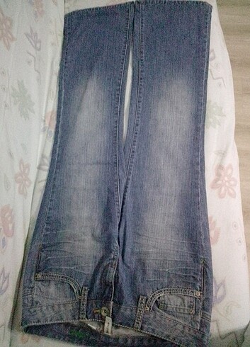 36 Beden MANGO MARKA 36 BDN KOT SIFIR SAYILIR TERTEMİZ