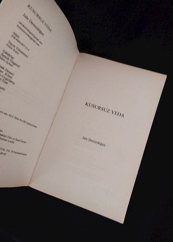 Kusursuz Veda - Jale Demirdoğen