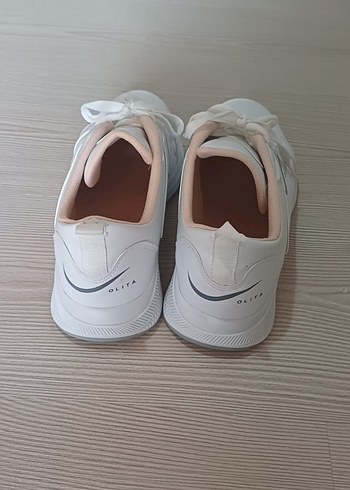 40 Beden Beyaz Bağcıklı Kadın Spor Ayakkabı