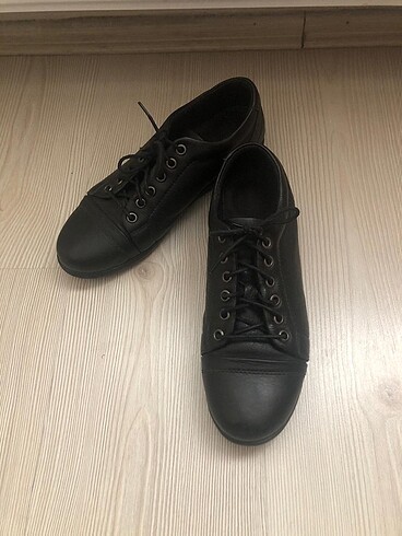 39 Beden siyah Renk Deri ayakkabı