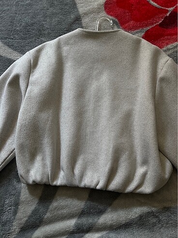 xs Beden beyaz Renk ZARA BOMBER CEKET??