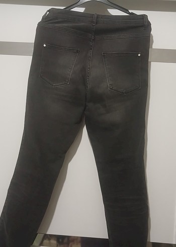 42 Beden siyah Renk ipekyol Dar Kesim Jean