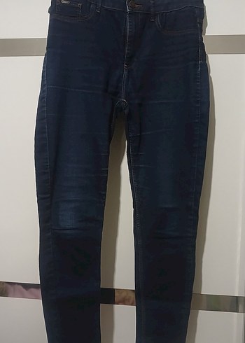 zara 40